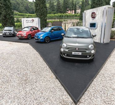 FCA GROUP AT VILLA SPINOSA WITH 500S AND 124 SPIDER